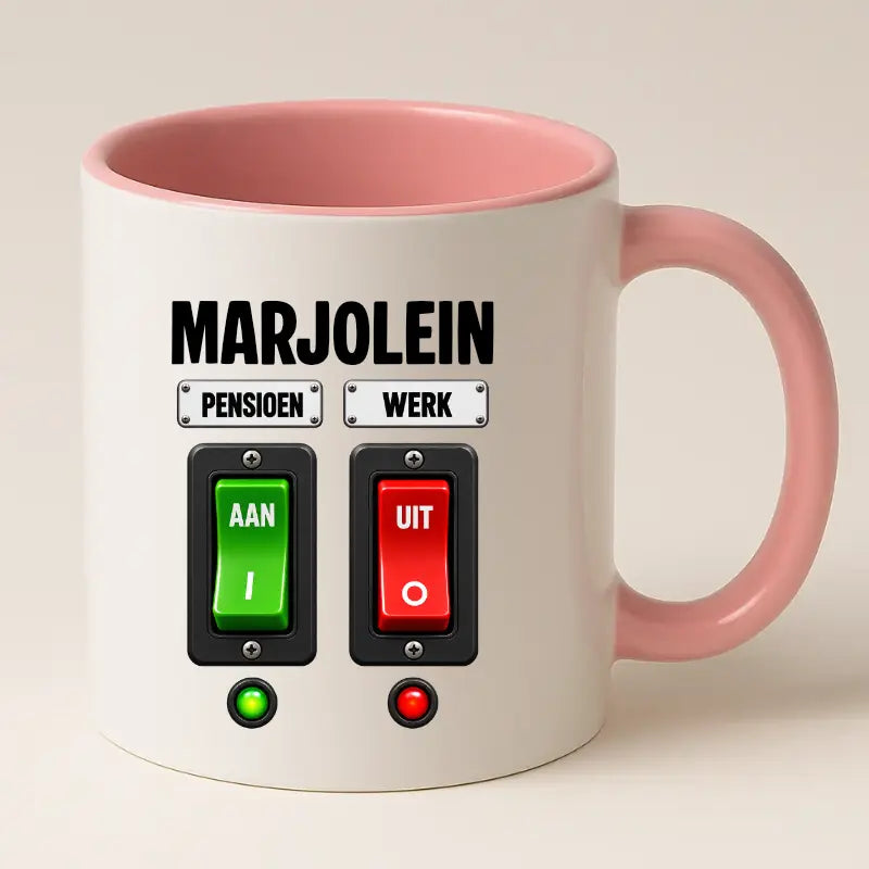 Pensioen AAN - Werk UIT Mok met Naam - Pensioenmok