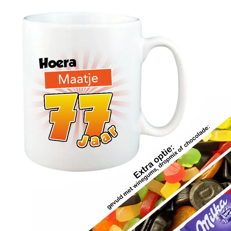 mok 77 jaar met naam gevuld met snoep